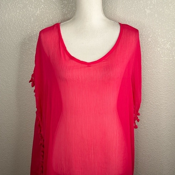 Boho Pink Sheer Summer Cover-Up with Ball Tassel Detail One Size New! - Picture 3 of 9